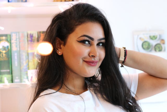 Minimalist Earrings Trends 2025