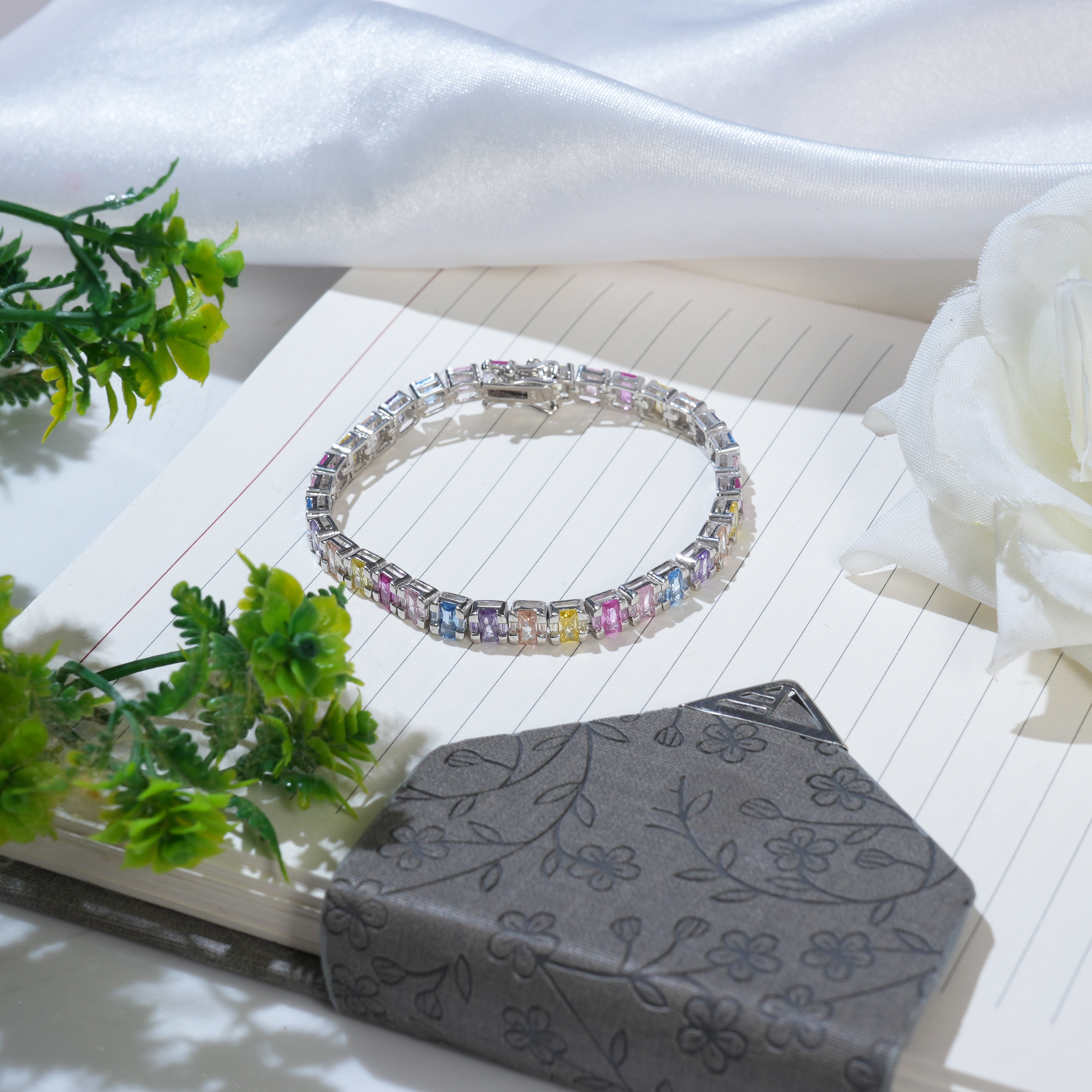 SPARKLING MULTICOLOUR SILVER BRACELET WITH SHINY STONES FOR WOMEN