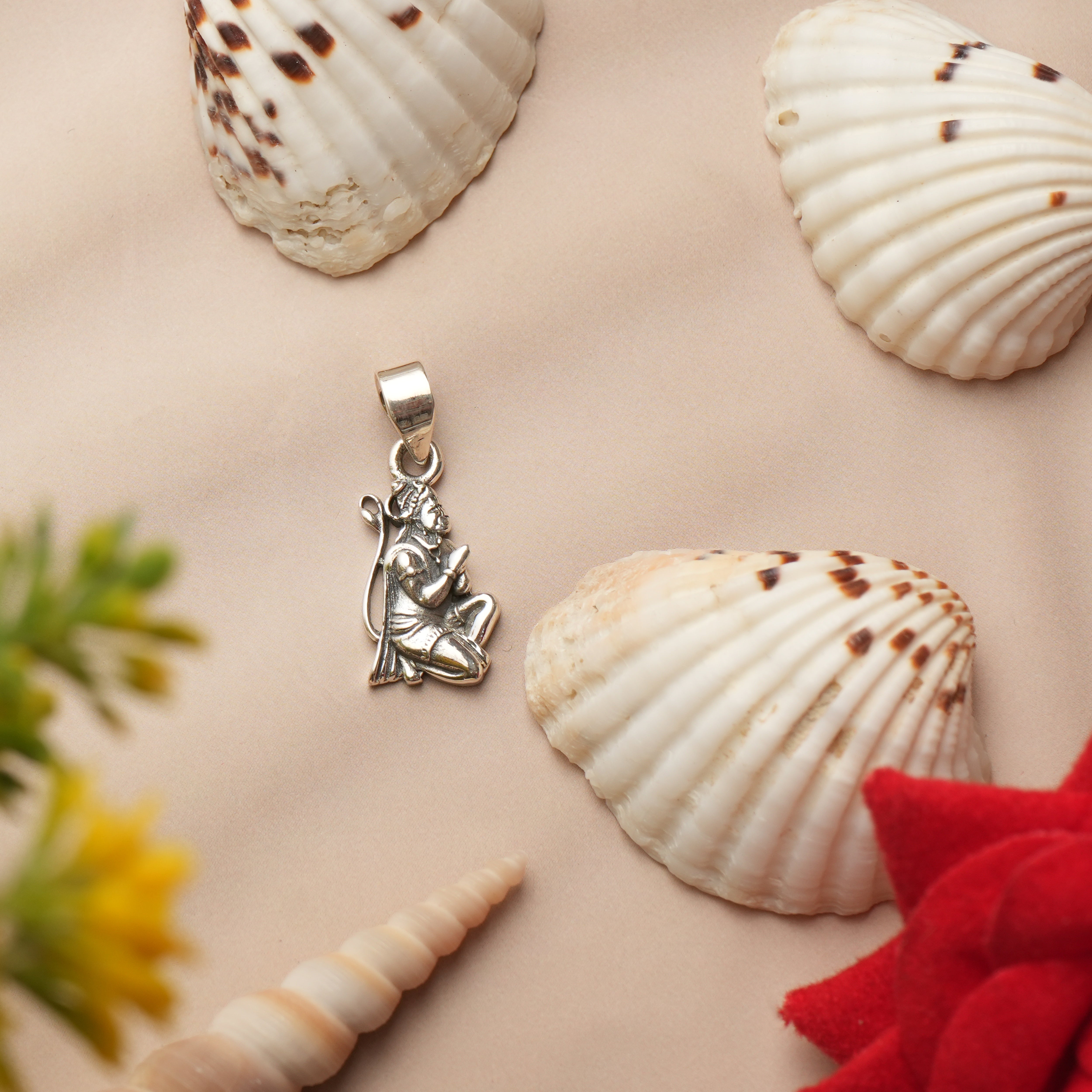 silver hanuman ji sitting pendant