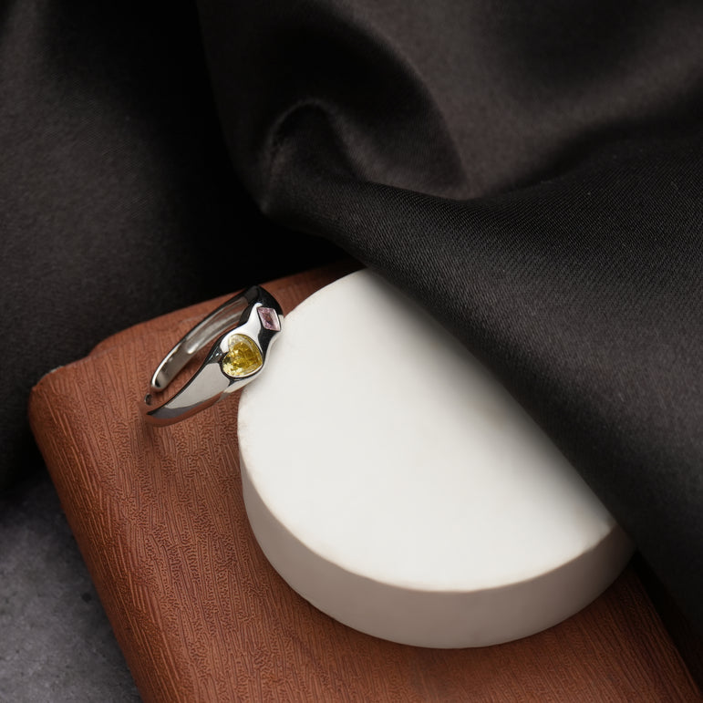 Unisex -heart shape silver ring