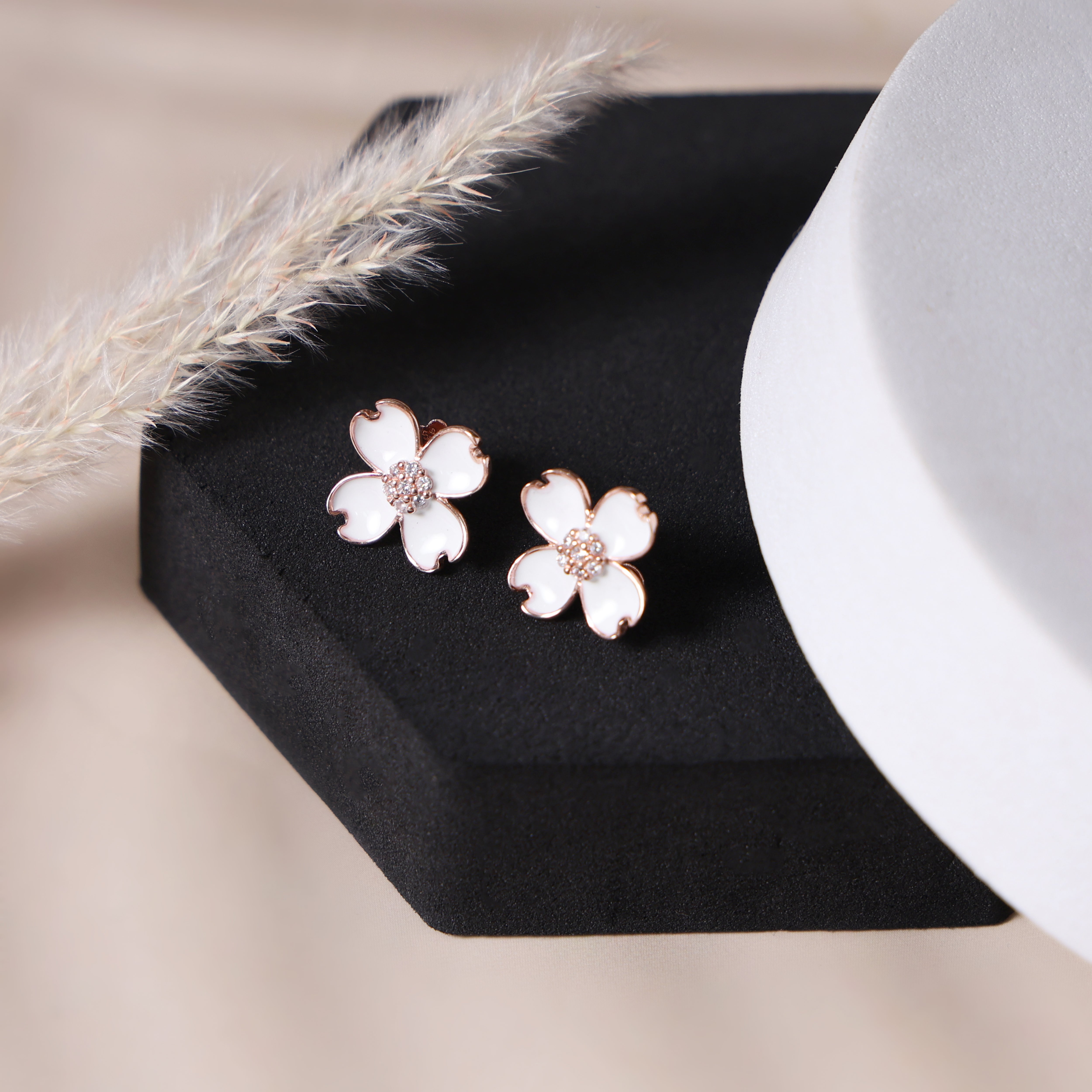 rose gold plated earring for women