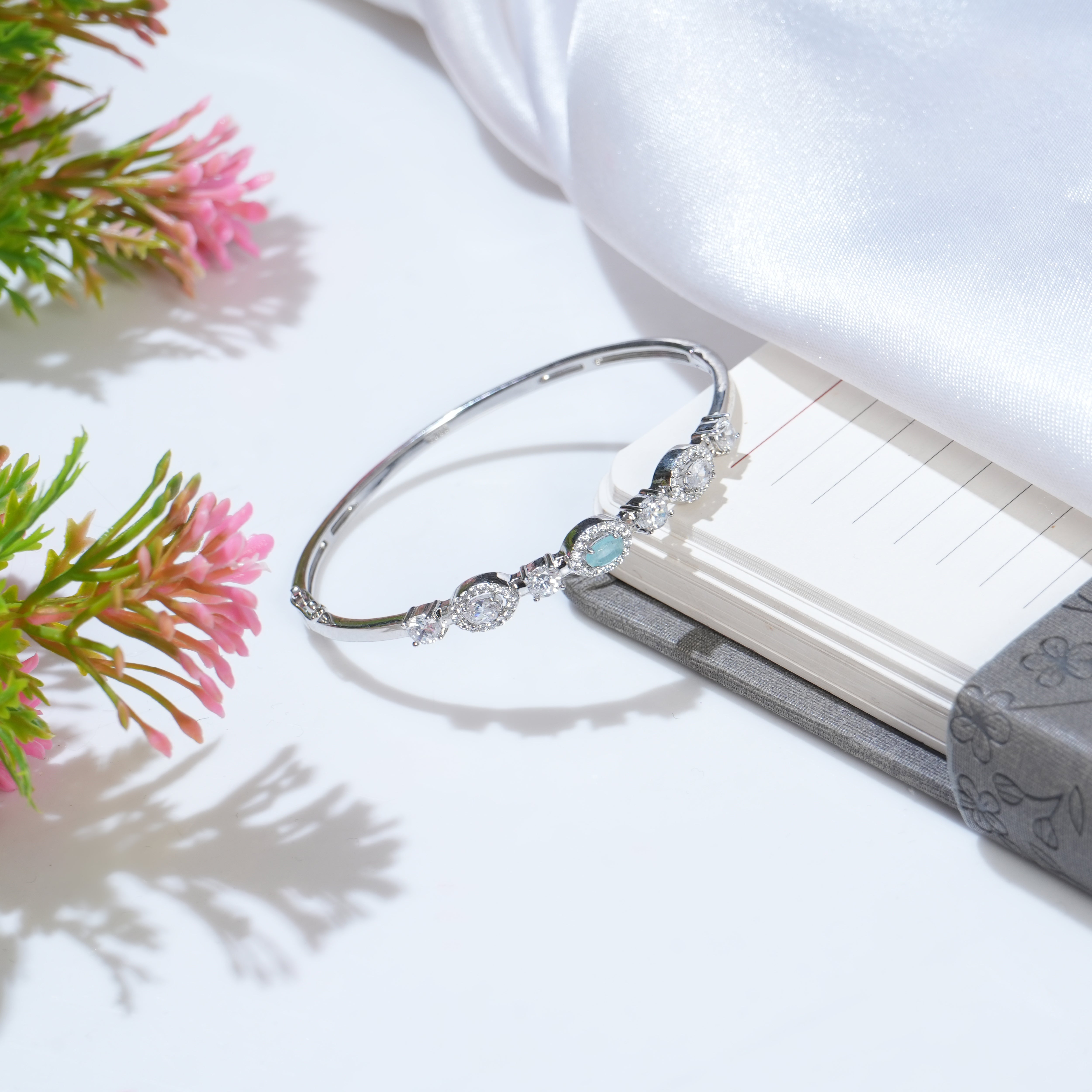 siler bracelet for women