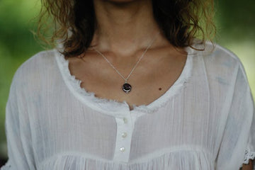The Timeless Appeal of Silver Necklaces for Women