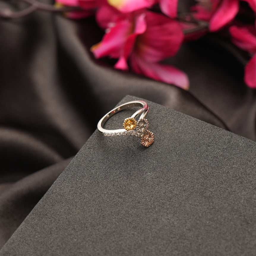 FLORAL SILVER RING WITH GOLD PLATED , ROSE PLATED FLOWERS