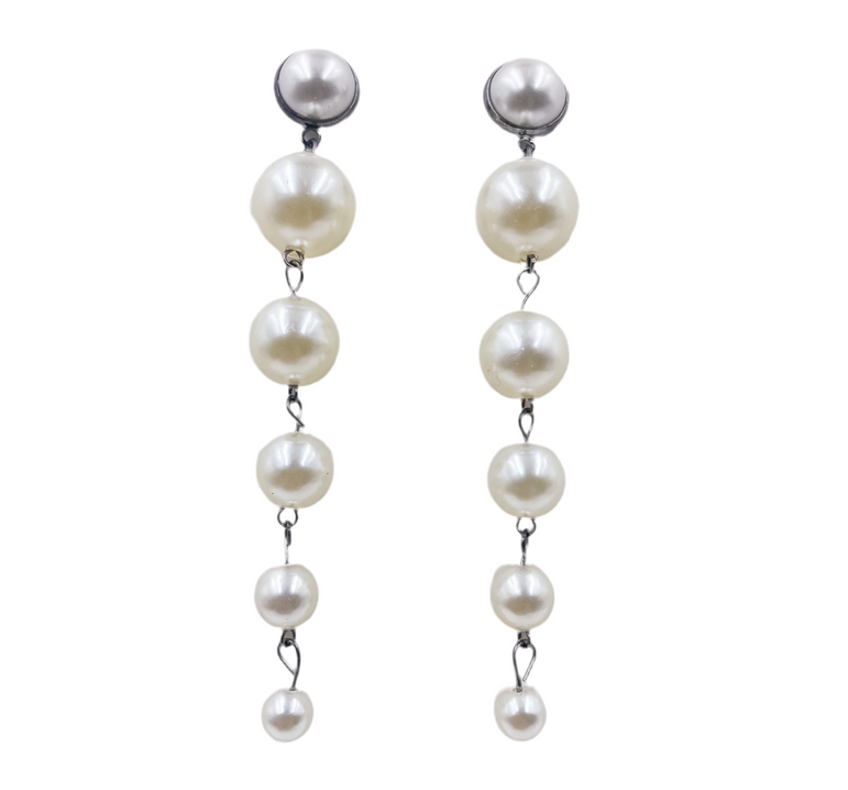 Imitate pearl long earrings