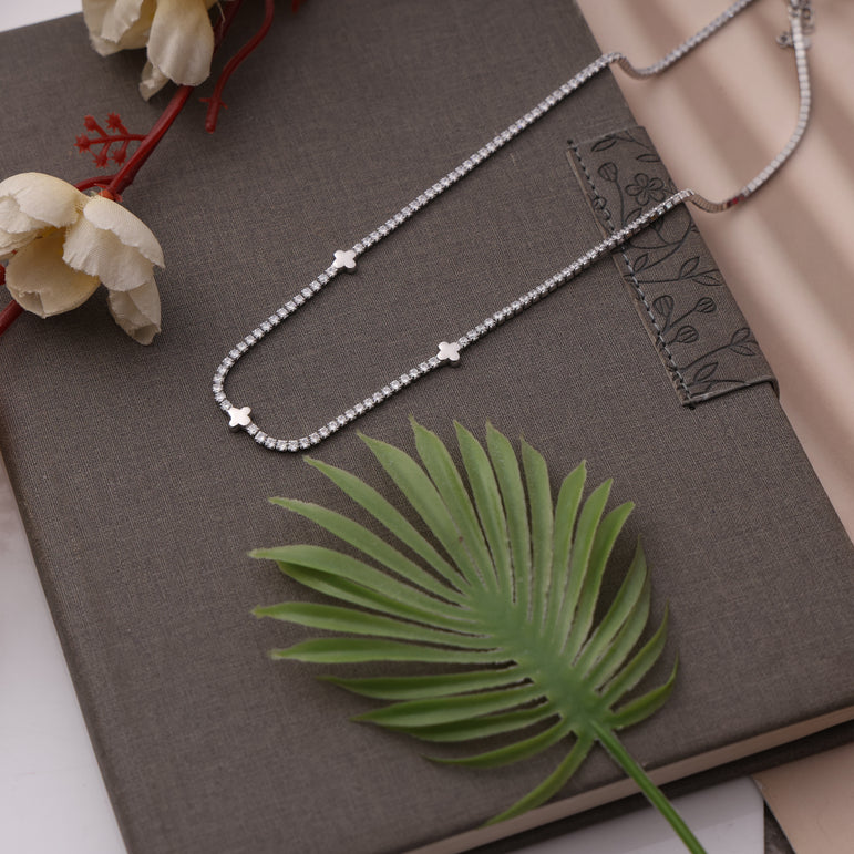 MINIMALIST SILVER CHAIN NECKLACE FOR WOMEN