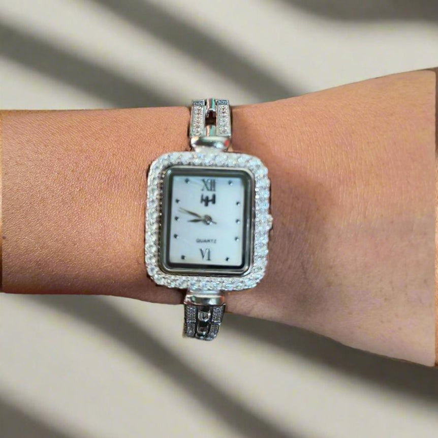 Luxe Women Silver Watch