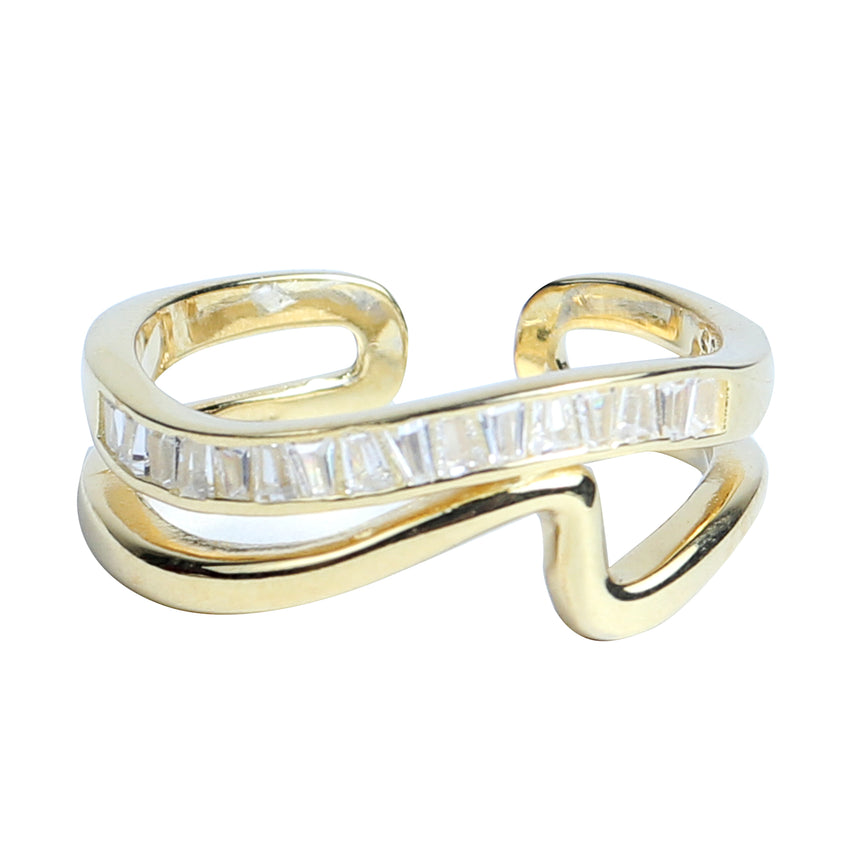 Gold Plated Silver Ring With A Curve Pattern