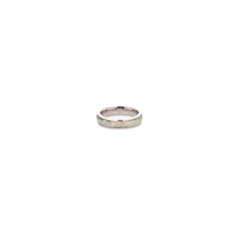 Beautiful Crafted Silver Band Ring Unisex