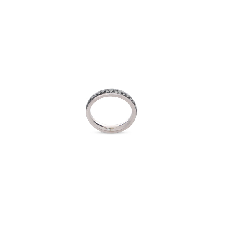 CURSIVE PATTERN SILVER BAND RING