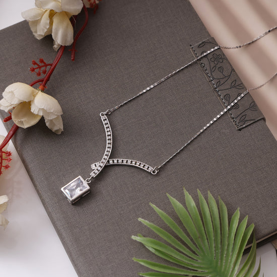beautiful silver necklace for women 