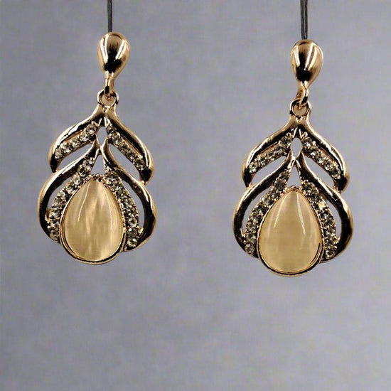 beautifully_designed_pendant_drop_earring